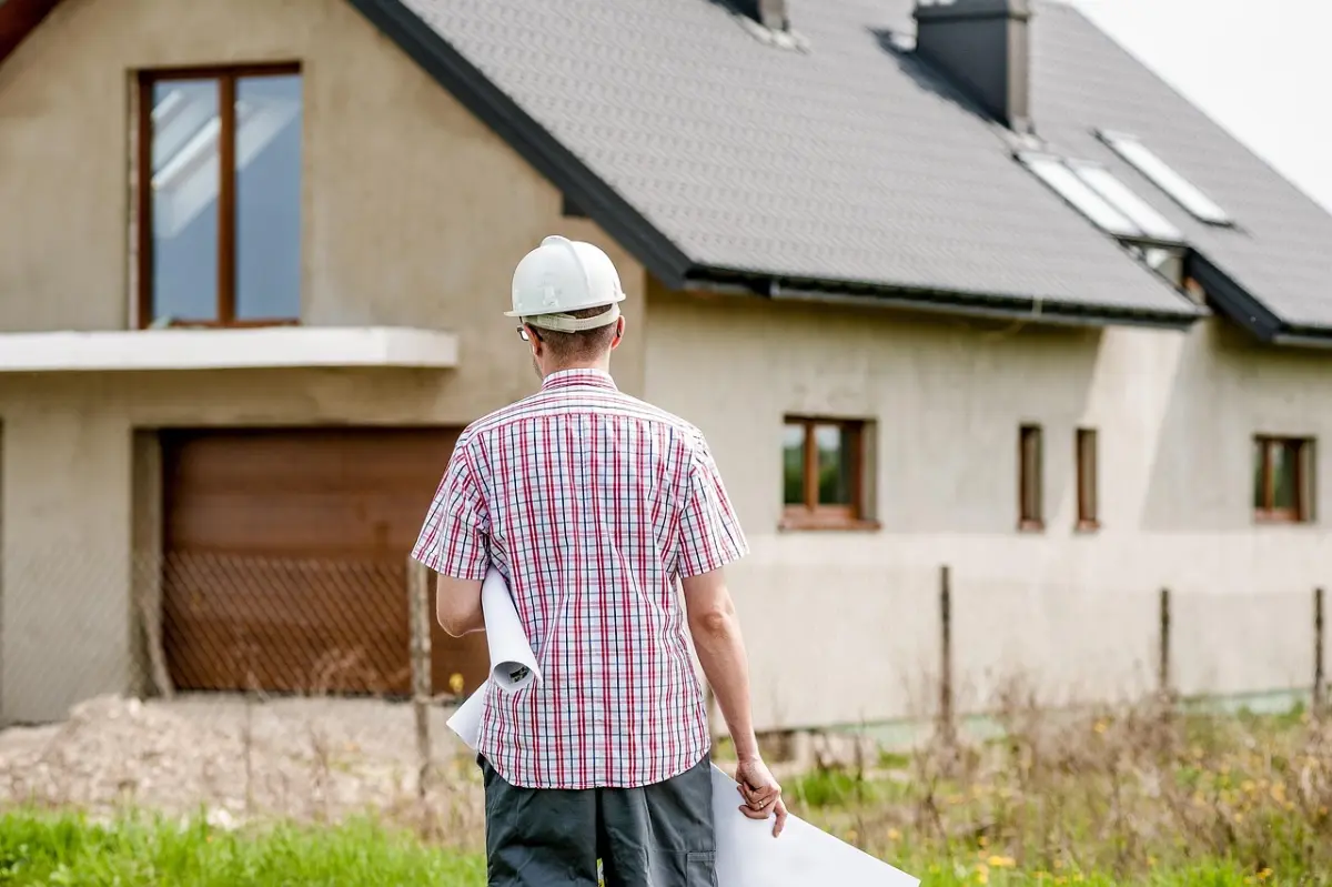 Architecten vs aannemers rollen: 5 cruciale verschillen die je project maken of breken